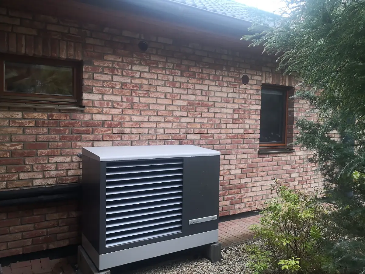 Tepelné čerpadlo / Heat pump Újezd nad Lesy