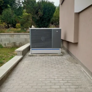 Tepelné čerpadlo PZP Economic 10 k vytápění a pro ohřev teplé vody